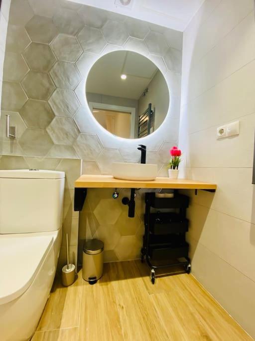 Relaxing Beachside Cabanyal Loft Валенсия Экстерьер фото